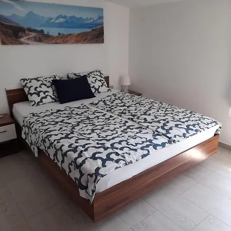 Leon & Grga Apartamento Šibuljina