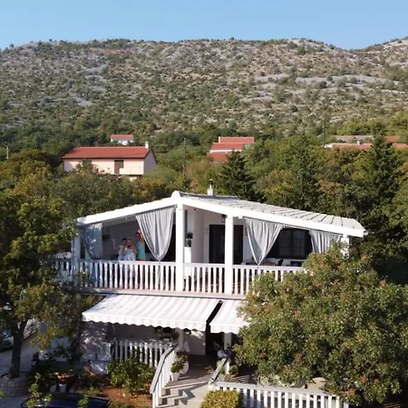 Διαμέρισμα Leon Šibuljina